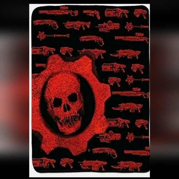 Gears Of War Fleece Throw Blanket NWT - Picture 2 of 3